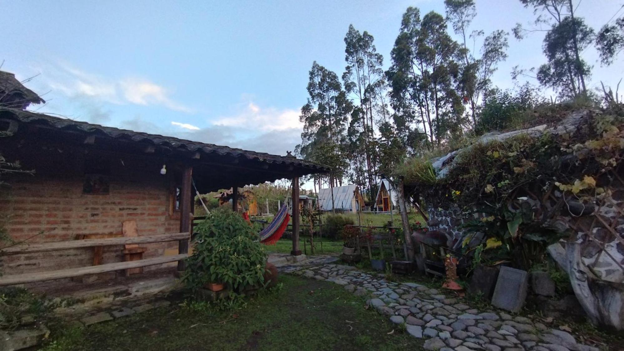 El Tio Hostal Otavalo Extérieur photo