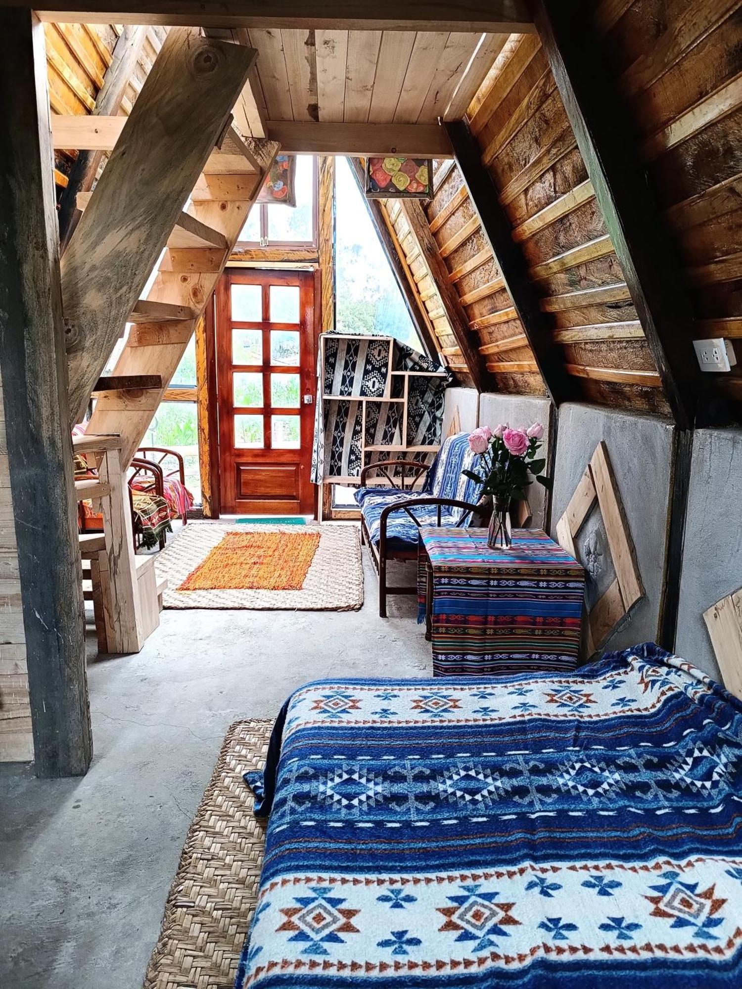 El Tio Hostal Otavalo Extérieur photo